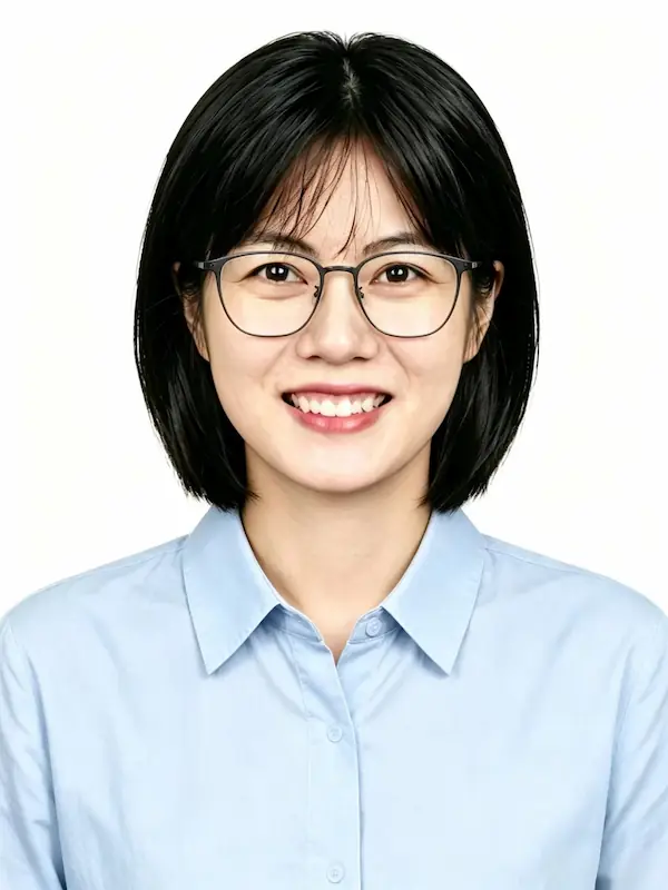 天舜广告资深平面设计李依溪
